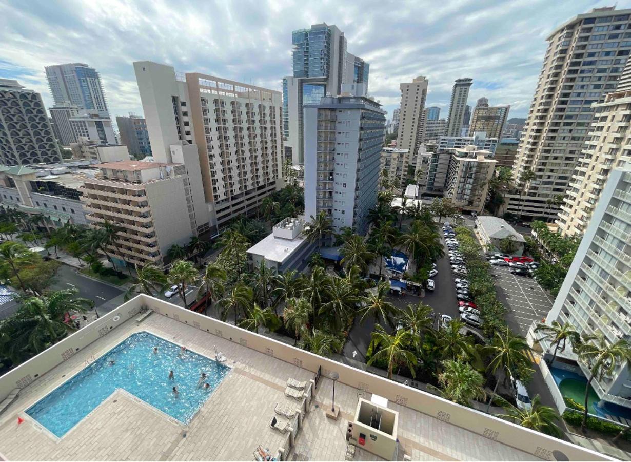 1414- Heart Of Waikiki With Kitchen - Free Parking - City View ホノルル エクステリア 写真